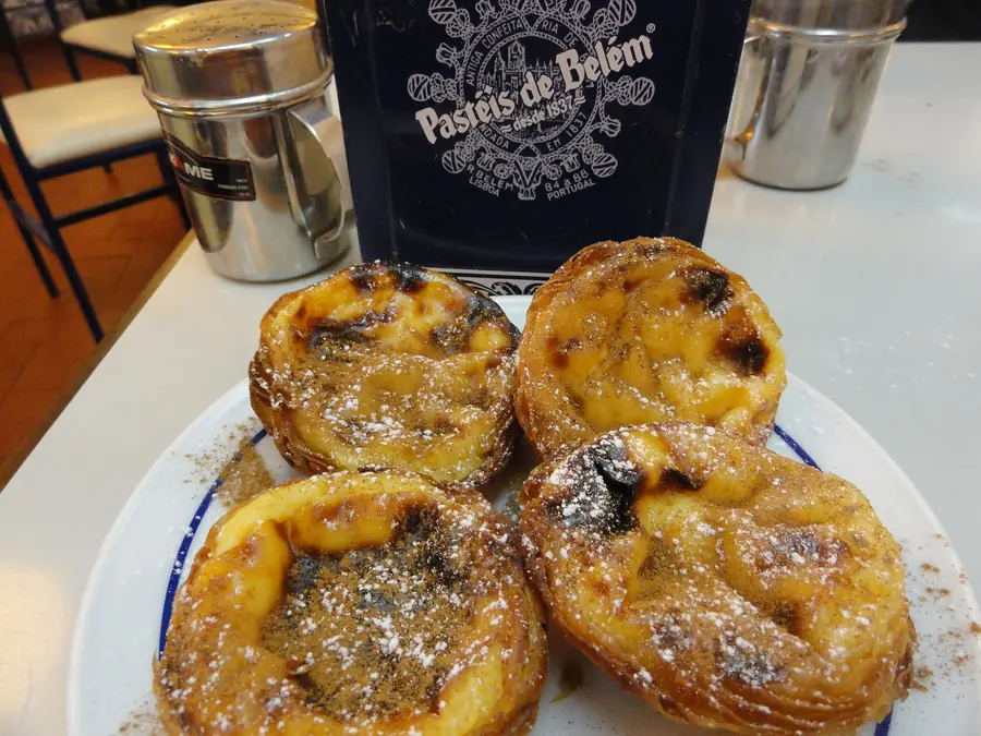 Comer como un local en Lisboa: tascas, petiscos y pastel de nata