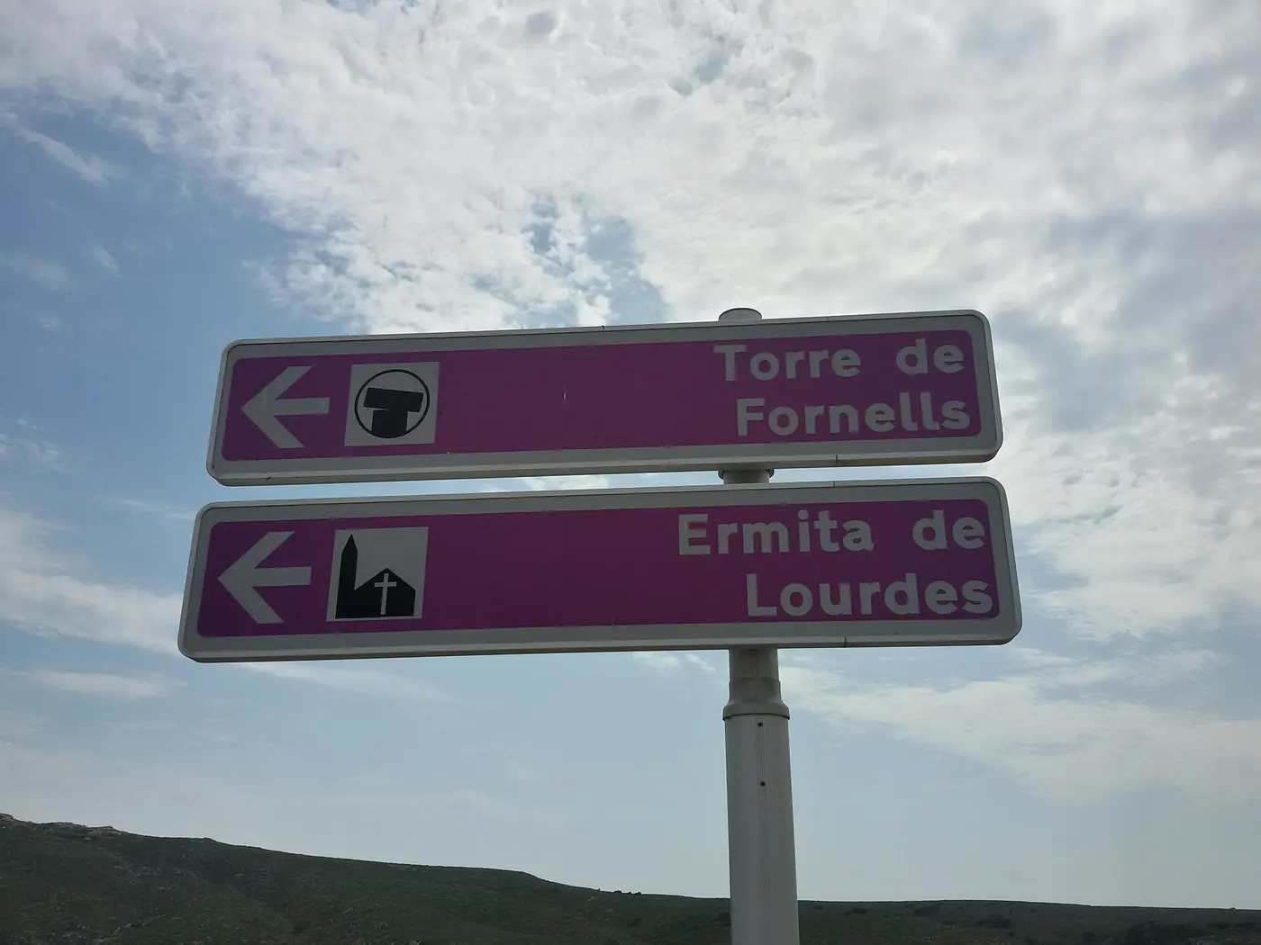 Fornells et la côte nord de Minorque : Caldereta, baie et plages tranquilles