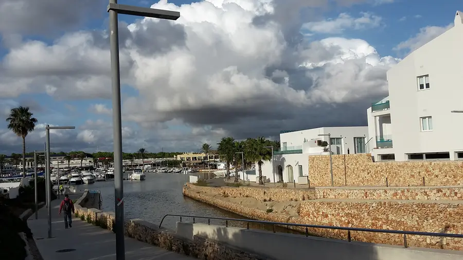 Quieter Menorca: Avoiding Crowds at Top Sights
