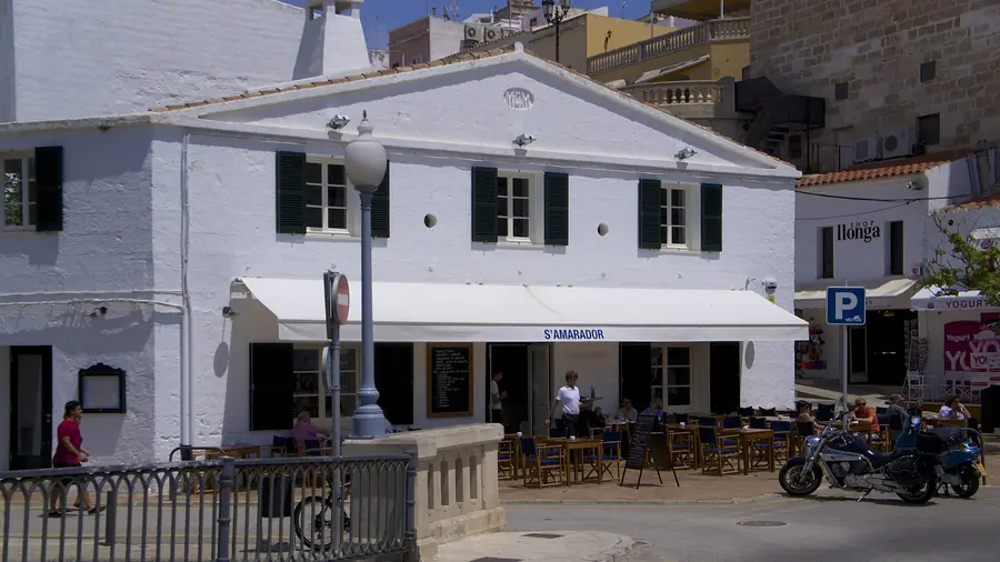 Where to Eat in Menorca Like a Local: A Guide